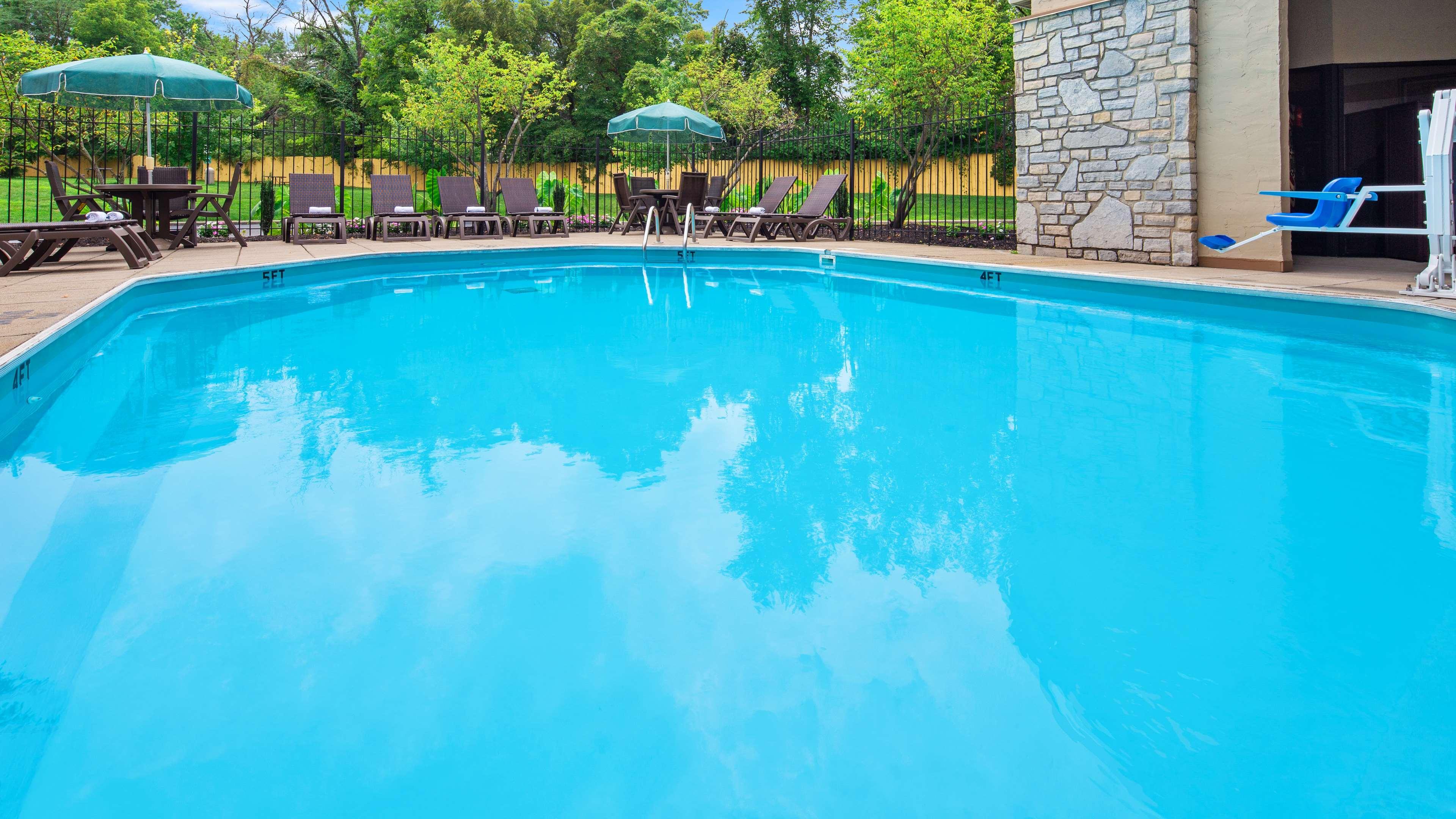 Best Western Clermont Cherry Grove Bagian luar foto