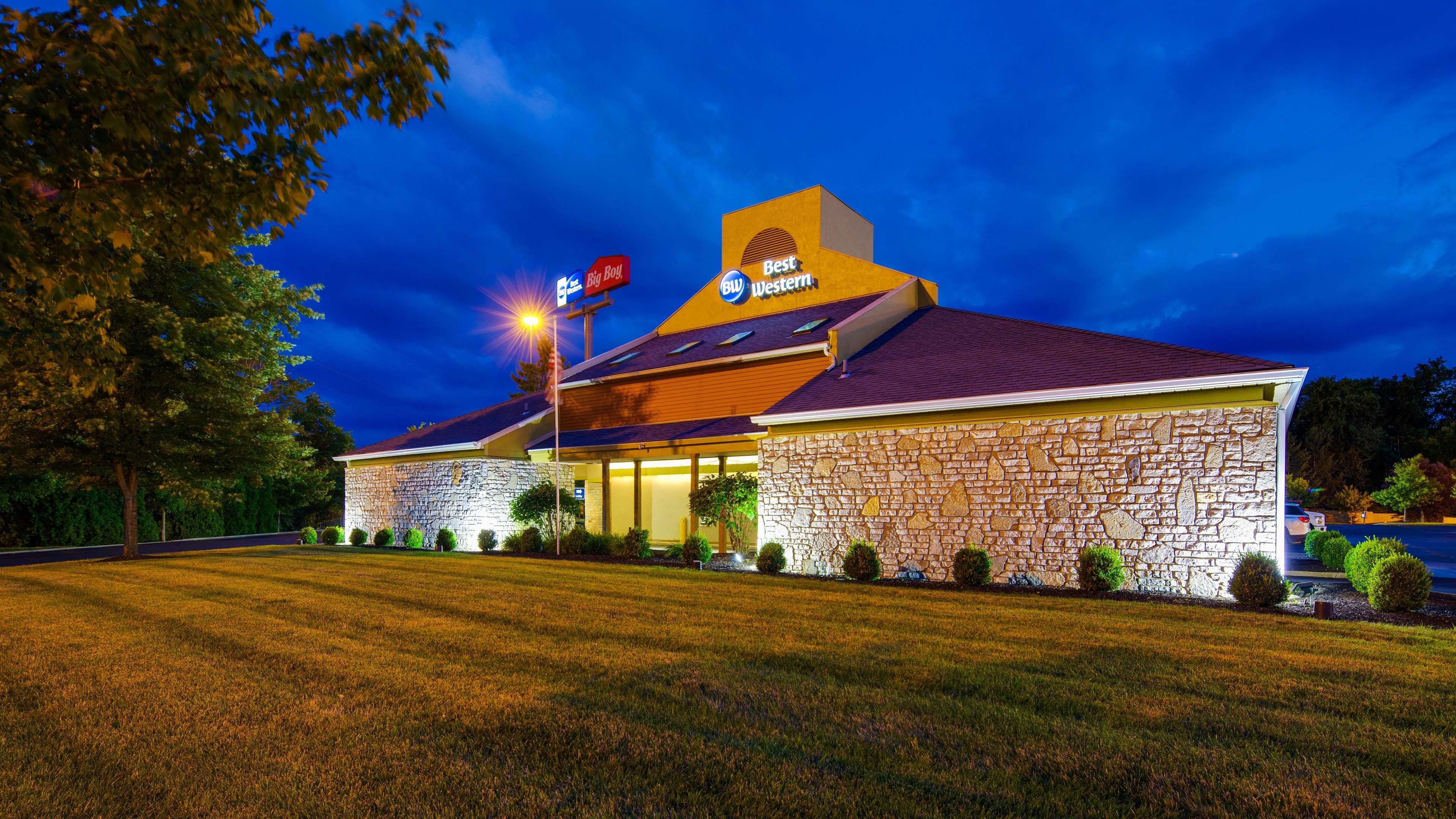 Best Western Clermont Cherry Grove Bagian luar foto