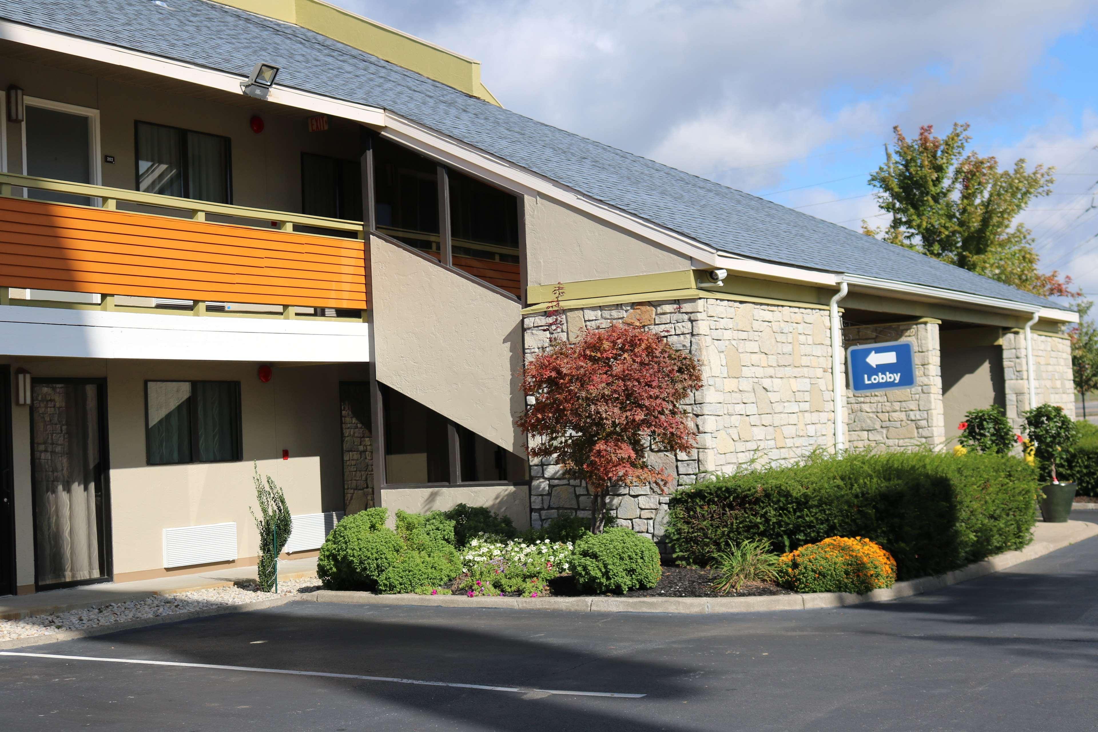 Best Western Clermont Cherry Grove Bagian luar foto