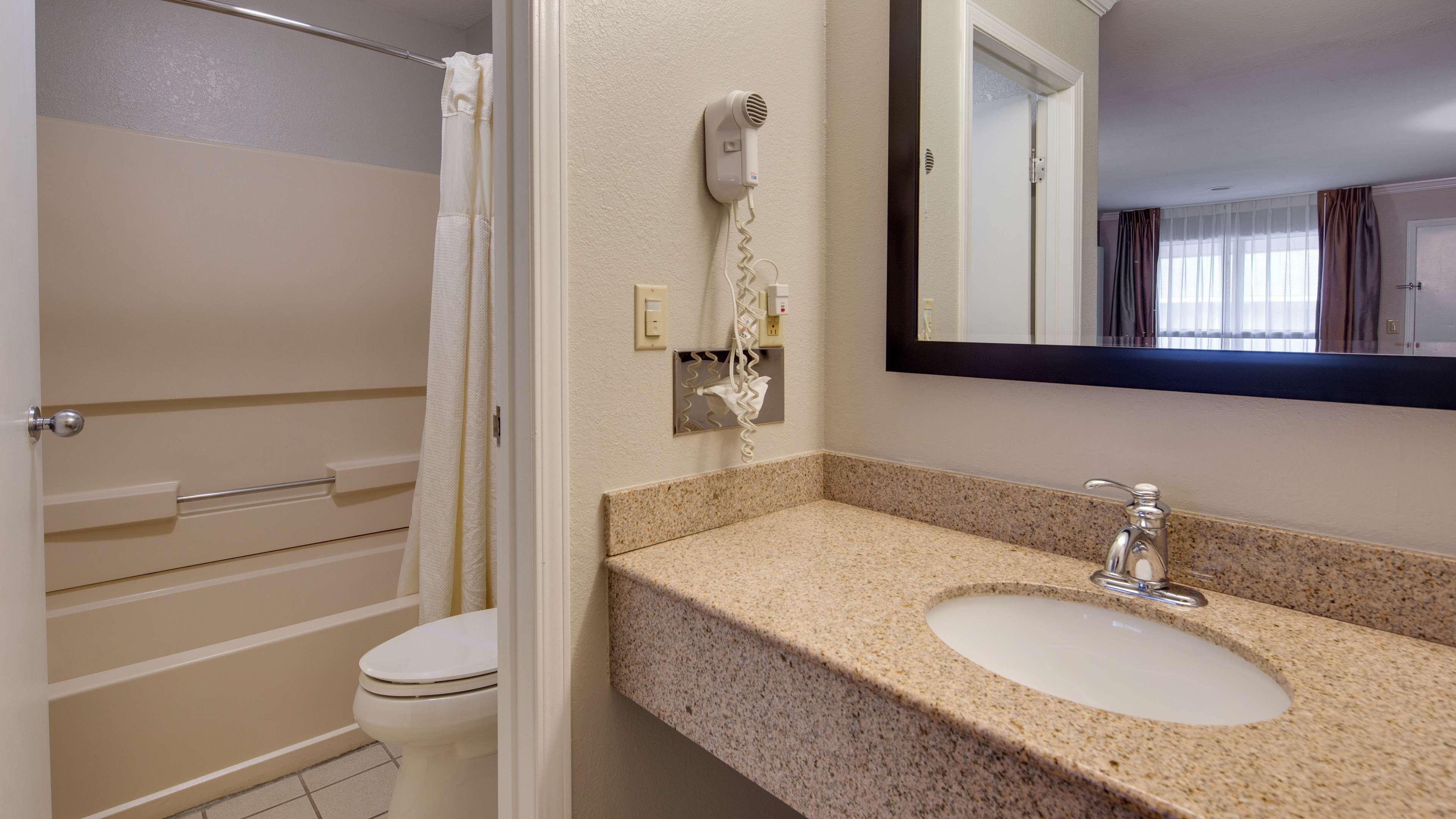 Best Western Clermont Cherry Grove Bagian luar foto