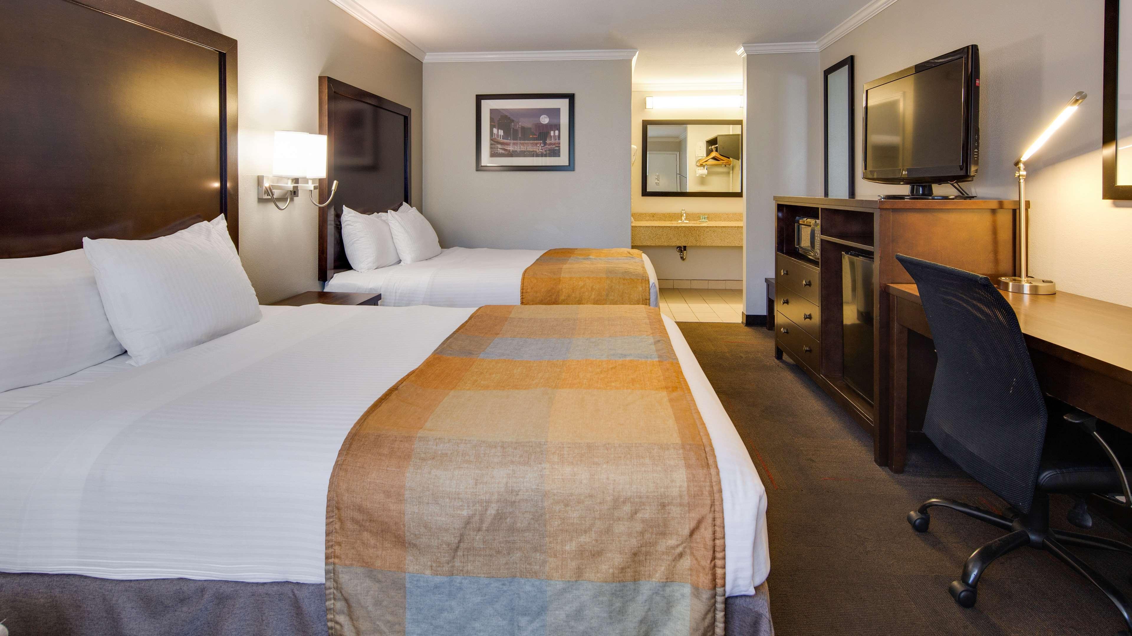 Best Western Clermont Cherry Grove Bagian luar foto